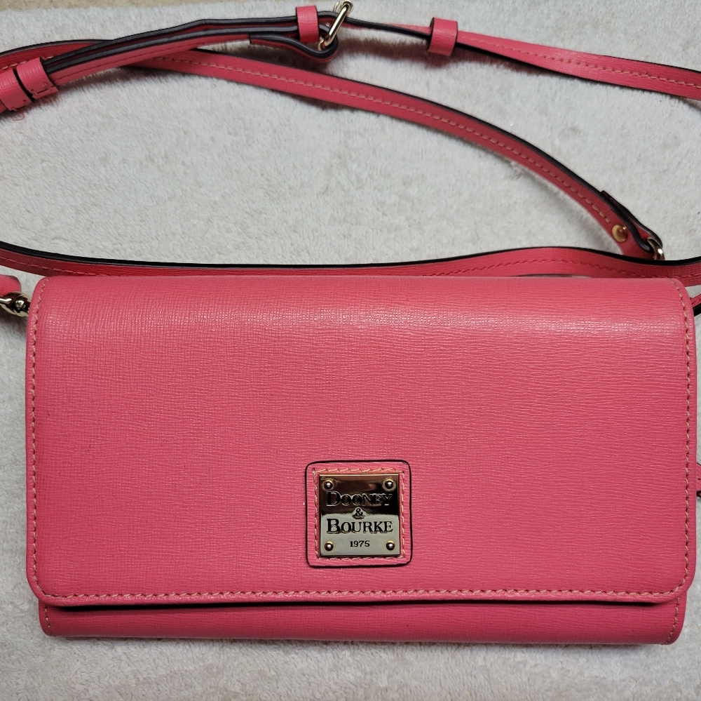 Dooney & Bourke Pebble Grain Crossbody Purse